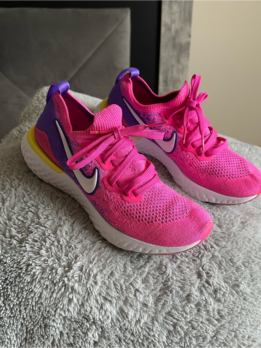 Epic React Flyknit 2 Nike Wome’n fuchsia Running Sneakers with Purple and Yellow